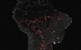 Cháy rừng Amazon: Bầu trời Brazil chìm trong khói tro, 3h chiều tối đen như giữa đêm ảnh 19