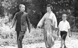 Những bức ảnh hiếm hoi về cuộc đời Nhật hoàng Akihito ảnh 3