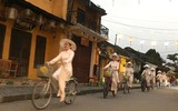 Dịu dàng áo dài phố cổ Hội An 