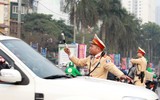 Cảnh sát giao thông Thủ đô tăng cường đảm bảo trật tự an toàn giao thông ảnh 6
