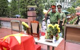 Những hình ảnh xúc động lễ tiễn đưa Liệt sĩ Đặng Anh Quân về với đất mẹ