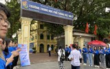 Thời tiết Hà Nội mát mẻ, gần 105.000 thí sinh thuận lợi làm thủ tục dự thi lớp 10