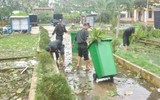 Trung đoàn Cảnh sát cơ động Trung bộ khẩn trương giúp dân khắc phục hậu quả cơn bão Noru ảnh 7