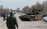 Cảng Mariupol của Ukraine đã thất thủ trước sức mạnh quân đội Nga ảnh 6