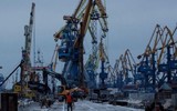 Cảng Mariupol của Ukraine đã thất thủ trước sức mạnh quân đội Nga ảnh 22