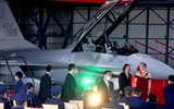 Đài Loan phô diễn tiêm kích tối tân F-16V mua từ Mỹ ảnh 16