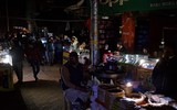 Pakistan chìm vào bóng tối vì mất điện toàn quốc ảnh 16