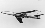 Oanh tạc cơ huyền thoại Tu-16 tiếp tục là 'quái vật bầu trời' sau.. 70 năm ra đời ảnh 8