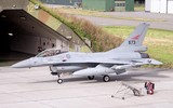 32 tiêm kích F-16 đã qua sử dụng có 'cuộc sống mới' tại Balkan ảnh 4