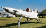 Căn cứ không quân Millerovo thiệt hại khi bị Ukraine tập kích bằng UAV khổng lồ Tu-143 ảnh 6