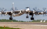 Máy bay ném bom Tu-95 Nga càng cao tuổi... càng đáng sợ ảnh 8