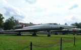 Bất ngờ những máy bay ném bom siêu âm Tu-22 Liên Xô bí mật cung cấp cho đồng minh ảnh 5