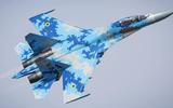 Phi công hàng đầu của Mỹ tuyên bố tiêm kích Su-35 'chỉ đẹp khi triển lãm' ảnh 7