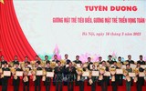 Hình ảnh Chủ tịch nước Võ Văn Thưởng dự lễ tuyên dương gương mặt trẻ tiêu biểu toàn quân 2023 ảnh 17