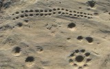 Kỳ bí những bức tranh khắc trên đá ở sa mạc Qatar ảnh 11