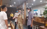 [Ảnh] Công an quận Đống Đa nhắc nhở hàng quán ăn, uống chỉ bán đến 21h hàng ngày ảnh 5