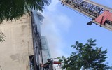 Những hình ảnh trong vụ cháy quán karaoke khiến 3 người lính cứu hỏa hy sinh