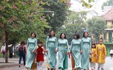 Phụ nữ Công an Thủ đô đẹp rạng ngời tại Lễ hội Áo dài du lịch Hà Nội ảnh 6