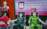 Hàng trăm chiến sĩ Cảnh sát cơ động tham gia hiến máu tình nguyện ảnh 12
