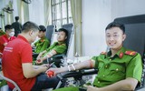 Hàng trăm chiến sĩ Cảnh sát cơ động tham gia hiến máu tình nguyện ảnh 4