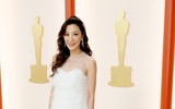 Dàn sao lộng lẫy khoe sắc tại lễ trao giải Oscar 2023 ảnh 4