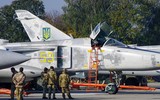 Nga tung hoành trên không, Ukraine dò dẫm trên mặt đất ảnh 7
