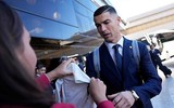 Ronaldo bảnh bao đặt chân đến Qatar dự World Cup 2022 ảnh 11