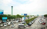 Dòng người ùn ùn đổ về sân bay quốc tế Nội Bài rời Thủ đô nghỉ lễ Quốc khánh