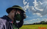 [Ảnh] Công an Thủ đô đội nắng, thâu đêm cứu lúa giúp nông dân trong khu phong tỏa ảnh 8