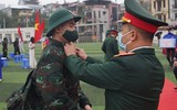 Xúc động hình ảnh thanh niên Thủ đô phấn khởi lên đường nhập ngũ dưới mưa lạnh ảnh 8