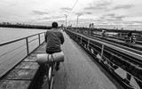 Lãng đãng chiều đông Hà Nội qua các bức ảnh đen trắng giàu cảm xúc ảnh 6