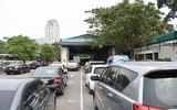 Xem Cảnh sát giao thông hỗ trợ các trung tâm đăng kiểm ở Hà Nội ảnh 1