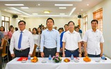 Lễ kết nạp Đảng trang trọng, tự hào của 2 học sinh THPT Hà Nội trước kỳ thi tốt nghiệp ảnh 4