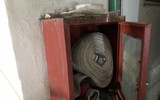 Giật mình với hệ thống, trang thiết bị phòng cháy để “đắp xó” trong chung cư mini ở Thanh Xuân