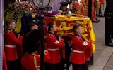 Tầng lớp an ninh bảo vệ lễ tang của Nữ hoàng Anh Elizabeth II ảnh 18