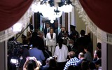 Những dấu mốc đáng nhớ trong sự nghiệp của Chủ tịch Hạ viện Mỹ Nancy Pelosi ảnh 17