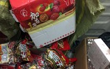 Cận cảnh hàng tấn bánh kẹo, thực phẩm đông lạnh không rõ nguồn gốc