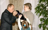 Tổng thống Putin thường tặng quà cho ai?