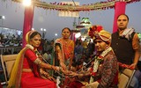 Đại gia kim cương tổ chức đám cưới tập thể cho 251 cô dâu