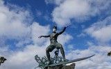 [ẢNH] Những bức tượng nổi tiếng thế giới… đeo khẩu trang phòng dịch Covid-19