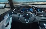 BMW X7 iPerformance xuất hiện: To lớn và sang trọng