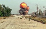 Cận cảnh lính công binh Nga rà phá hàng nghìn quả bom mìn ở Deir ez-Zor