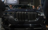 [ẢNH] BMW X7 đẹp long lanh trong lần đầu xuất hiện trước công chúng