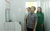 Phó Thủ tướng Vũ Đức Đam kiểm tra nhà vệ sinh công cộng ở Hà Nội