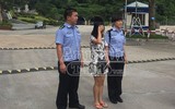 Cận cảnh nữ sinh bị bán sang Trung Quốc được trao trả về Việt Nam