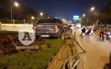 [ẢNH] Vụ TNGT hi hữu ở Hà Nội, khi xe bán tải 