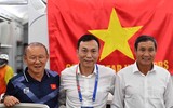 [ẢNH] Toàn cảnh xúc động đón mừng những người hùng của bóng đá Việt Nam