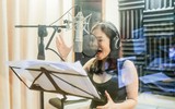 Tóc Tiên giản dị tập nhạc cùng Thu Minh