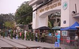 [Ảnh] Lực lượng Công an chốt chặn, kiểm soát chặt chẽ Bệnh viện Bạch Mai phòng dịch Covid-19