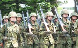 Vẻ đẹp e thẹn duyên dáng của nữ binh sĩ Nhật Bản